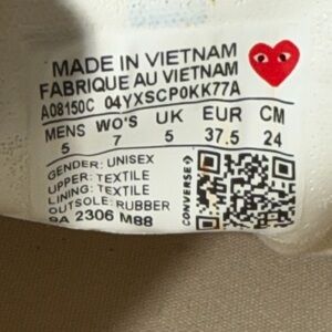 Converse Women's Flats - White with Black Heart Accent - Comme des garcons